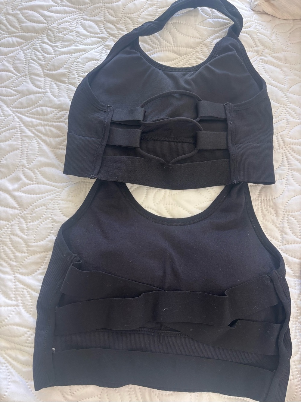 SHEIN Black Cutout Sports Bralette Top